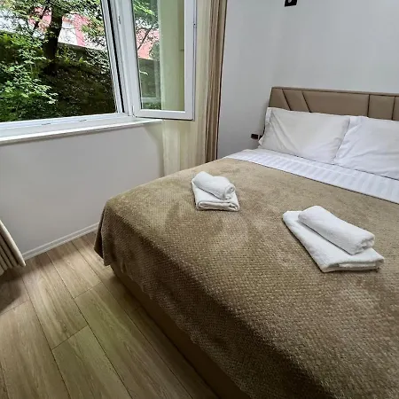 Lake Apartment Lägenhet Tirana