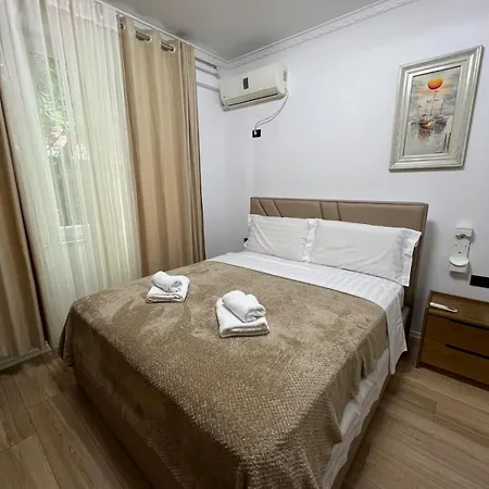 Lake Apartment Lägenhet Tirana
